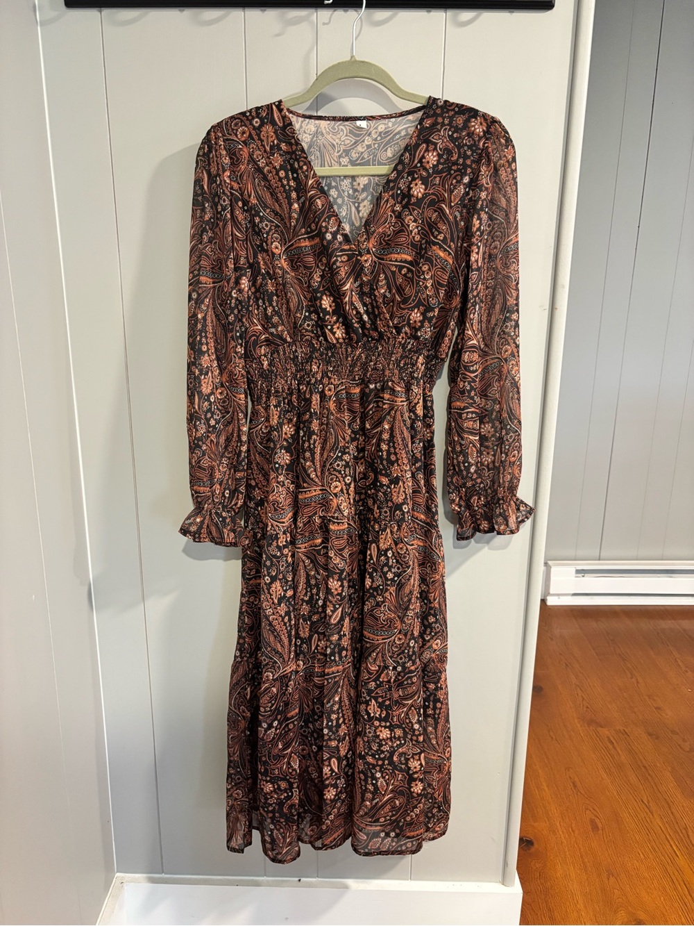 Women’s Long Sleeve Paisley Midi Dress in Brown